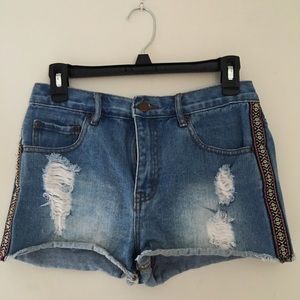Cute Forever 21 high waisted denim shorts!